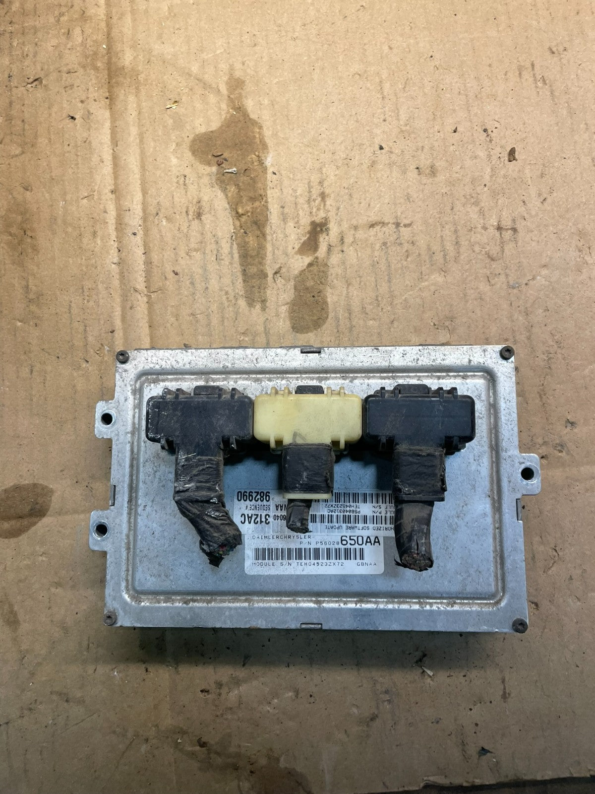2002 Dodge Dakota Engine Computer Module ECM ECU Unit OEM w7135 DG0