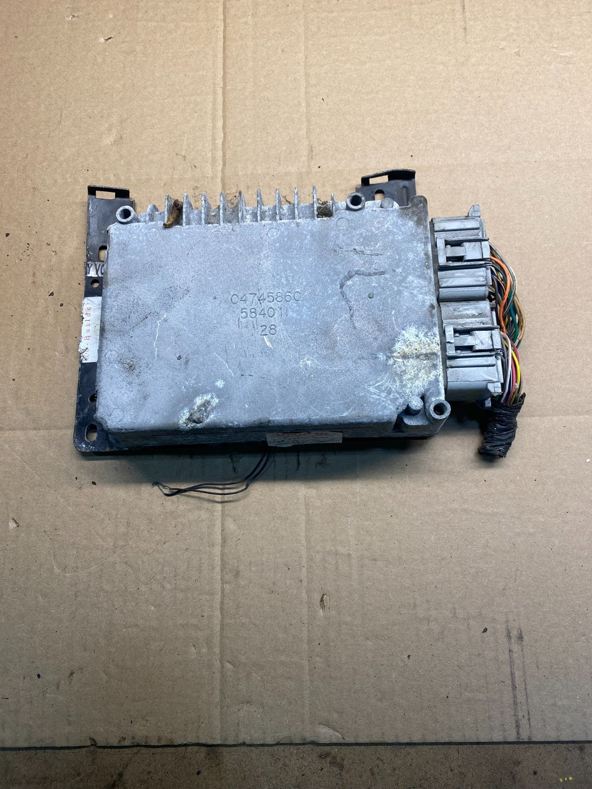 2002 Chrysler PT Cruiser  2.4L Engine Computer Module ECM ECU Oem AB4202 DG0