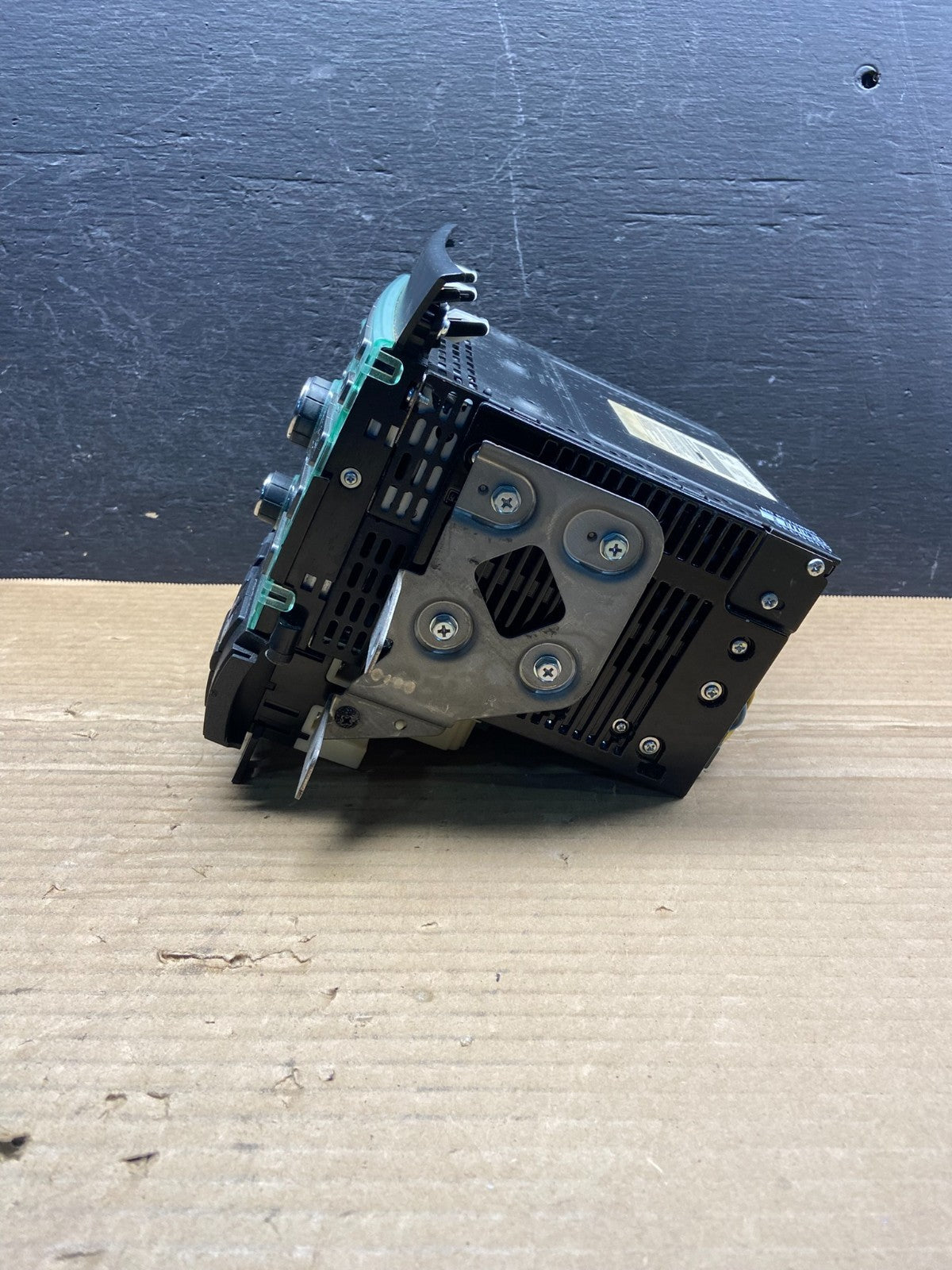 2009 to 2011 Honda Pilot AM FM CD Audio Radio Player Climate Control AE4536 DG1