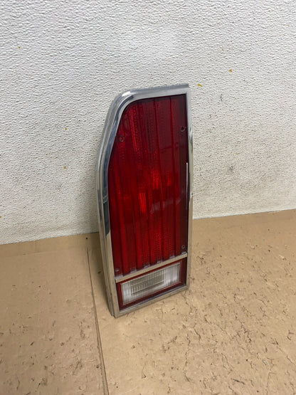 1979 to 1991 Ford LTD Station Wagon OEM Drivers Side Tail Light D01272