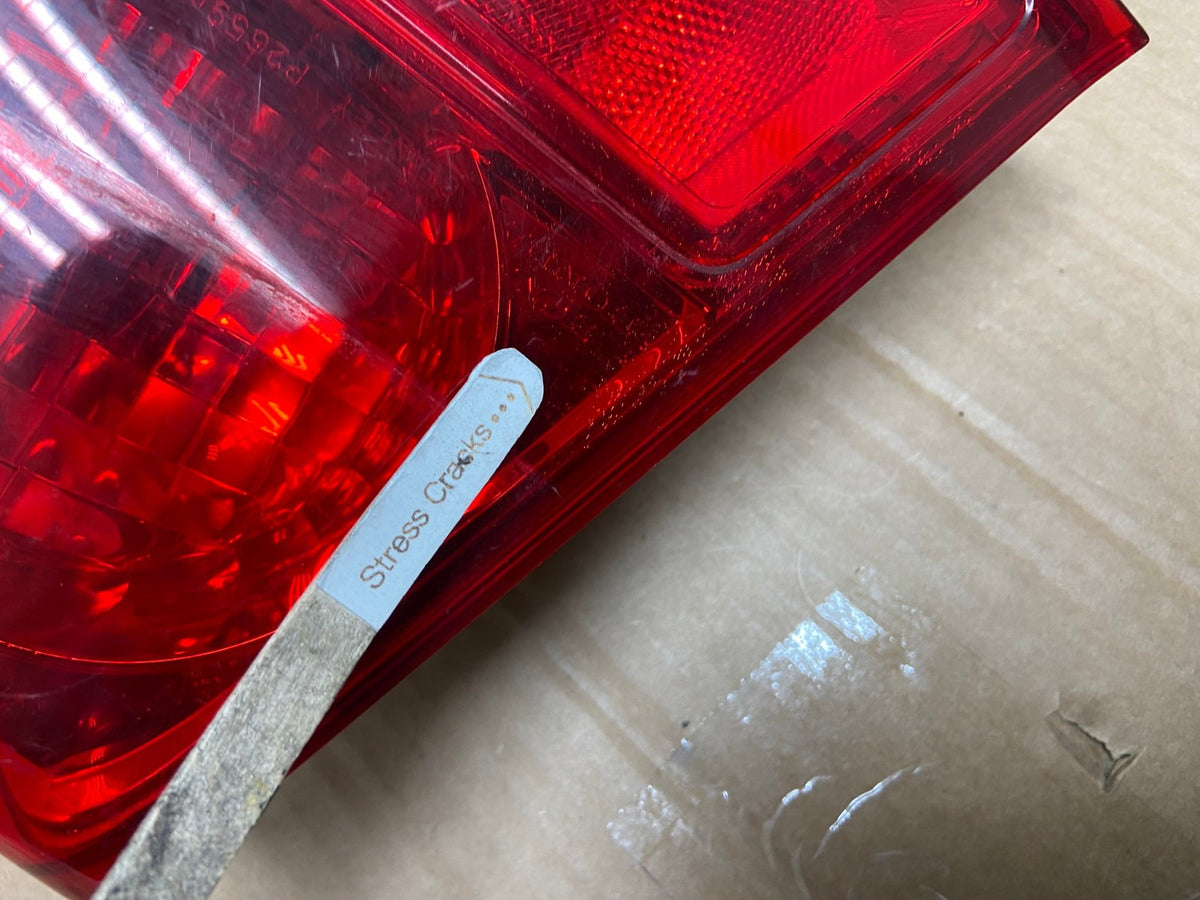 2003 2004 2005 Honda Civic Sedan Right Passenger Side Tail Light AI8425 LK4