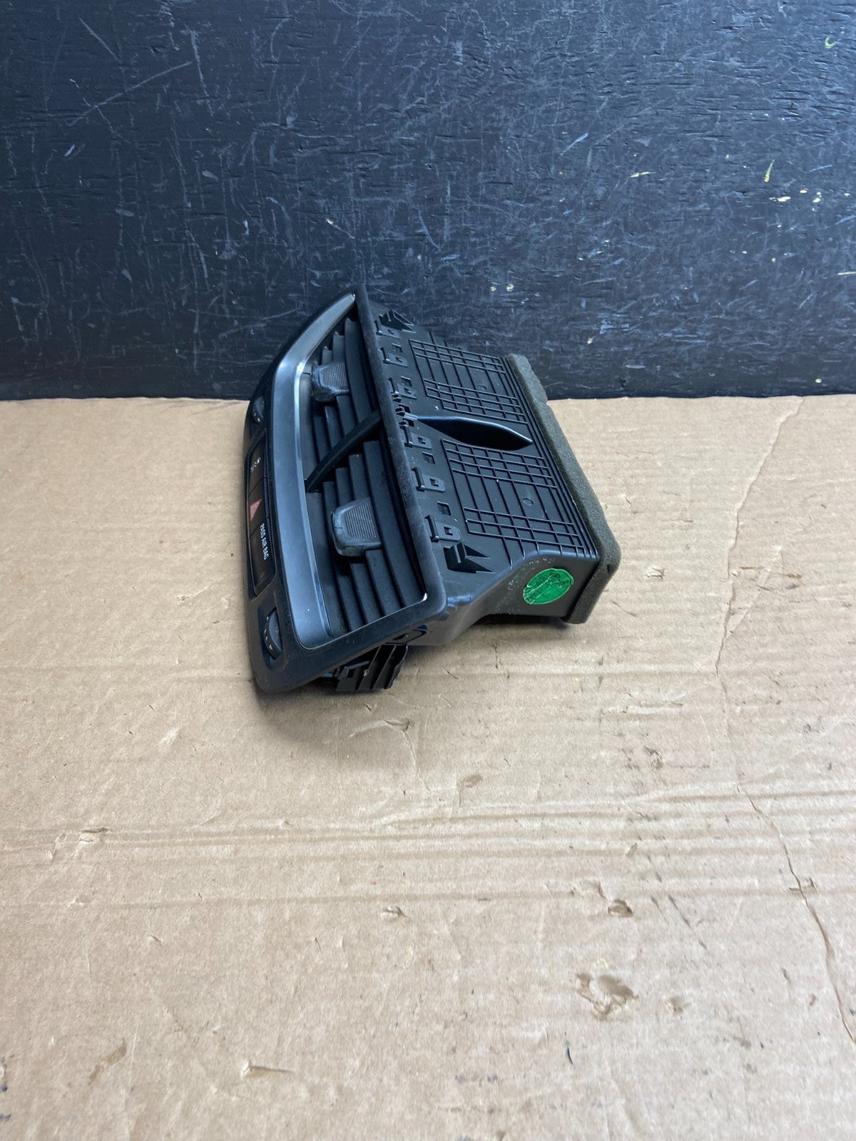 2013 to 2016 Buick Encore Dash Center Hazard Bezel Air Vent Trim AF1977 DG2