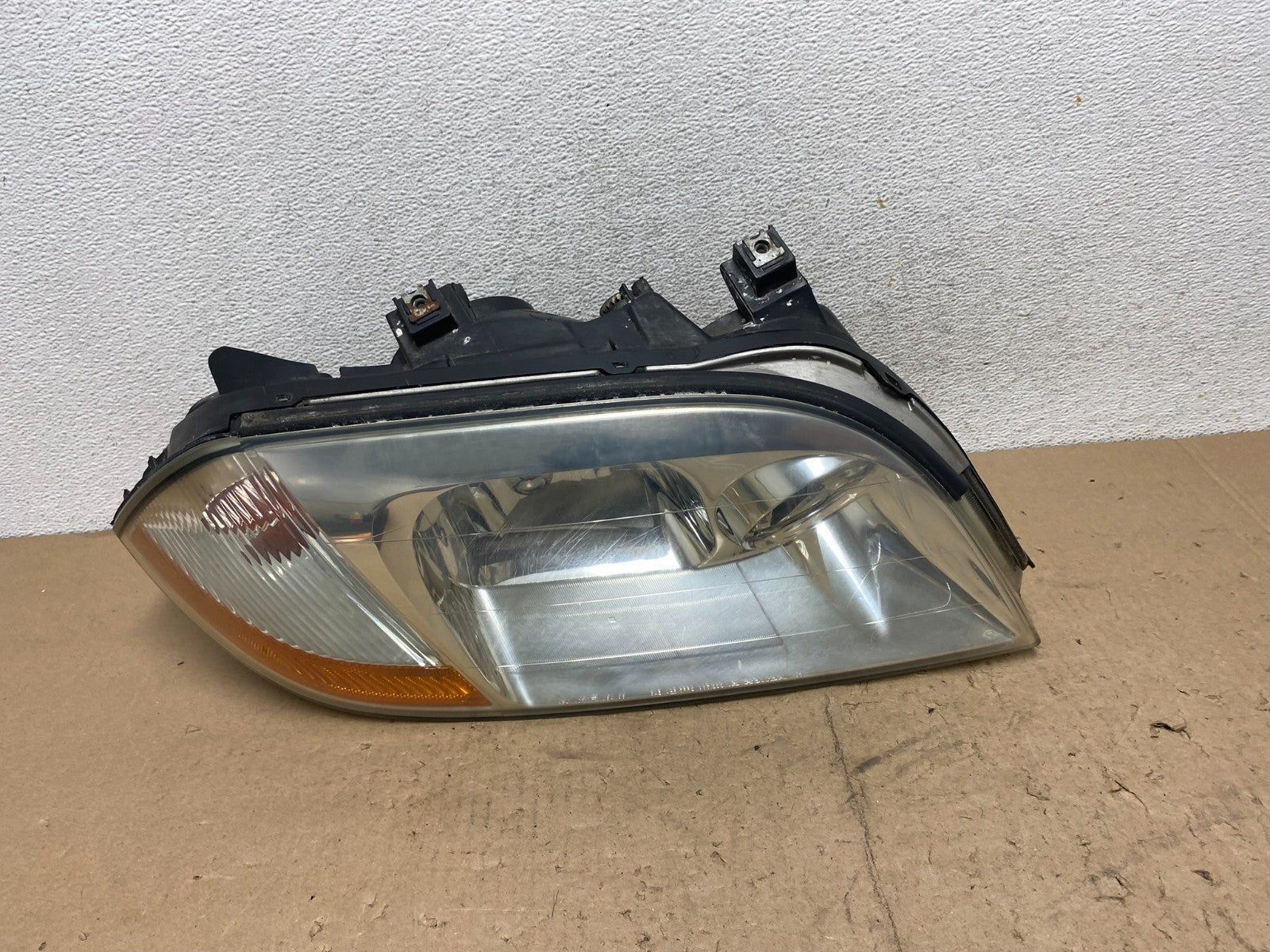 2001 to 2003 Acura MDX Passenger Right RH Headlight AG5553 DW0