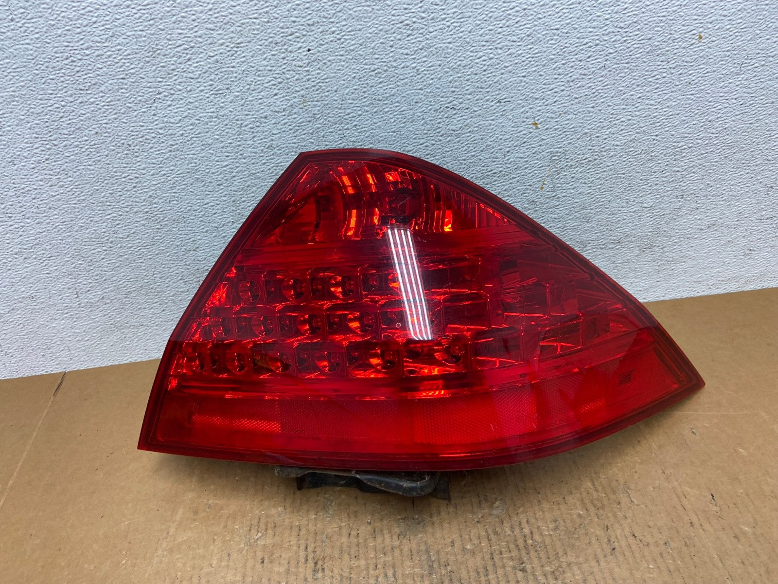 2006 - 2007 Honda Accord Right Passenger Side Tail light AE1351 LK0