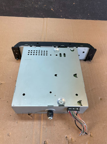 2008 to 2012 Chrysler Town Country DVD Player Receiver ad5942 DG5