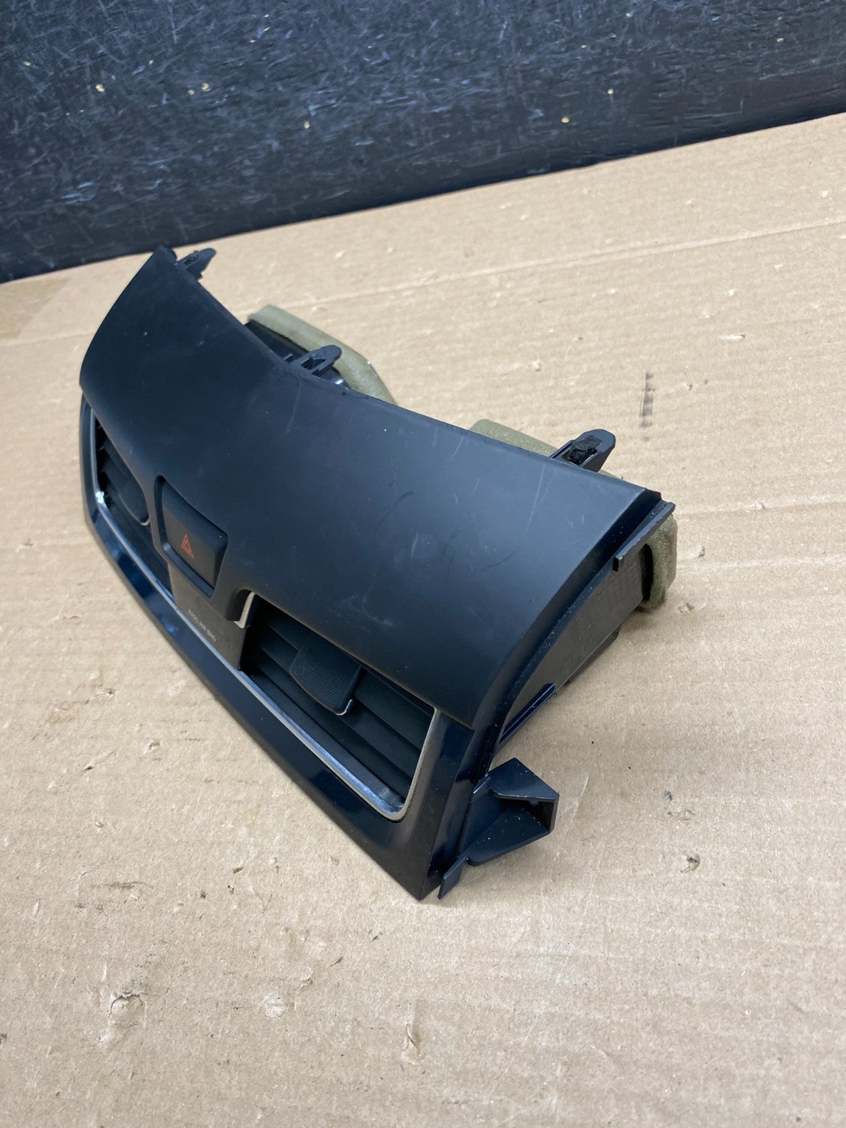 2013-2015 Nissan Altima Center Dash Vents Ac Air Vent Trim Panel Bezel AG5232 DG4