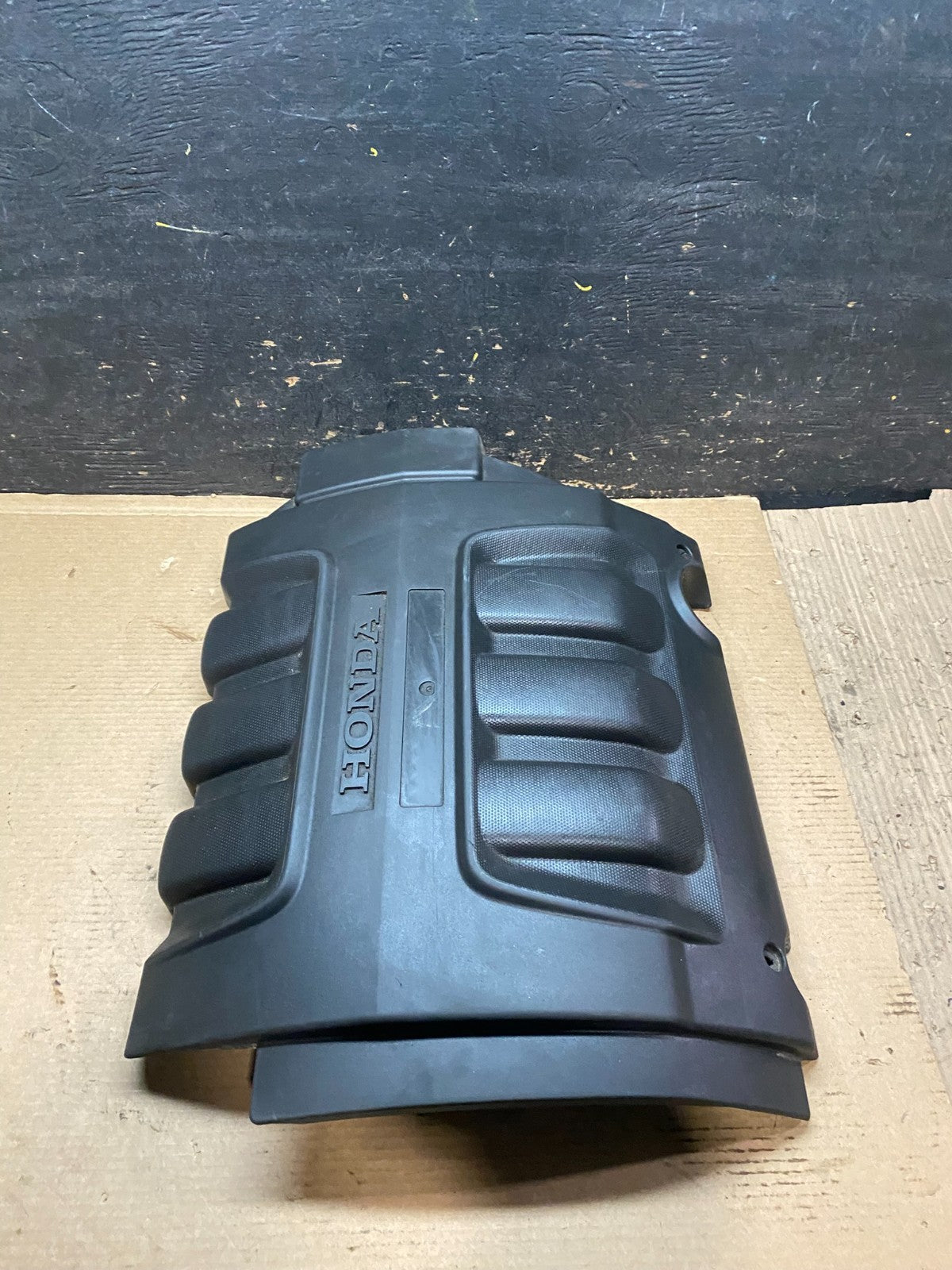 2005 to 2007 Honda Odyssey Black Engine Cover OEM 3.5L No # v9342 DG3
