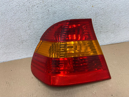 2002 - 2005 BMW 3 E46 Series Left Driver Side Lh Tail Light AF3072 LK0
