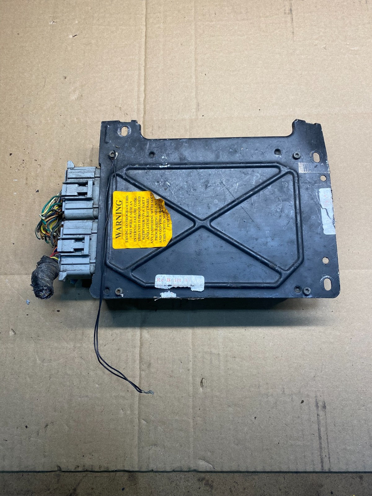 2002 Chrysler PT Cruiser  2.4L Engine Computer Module ECM ECU Oem AB4202 DG1
