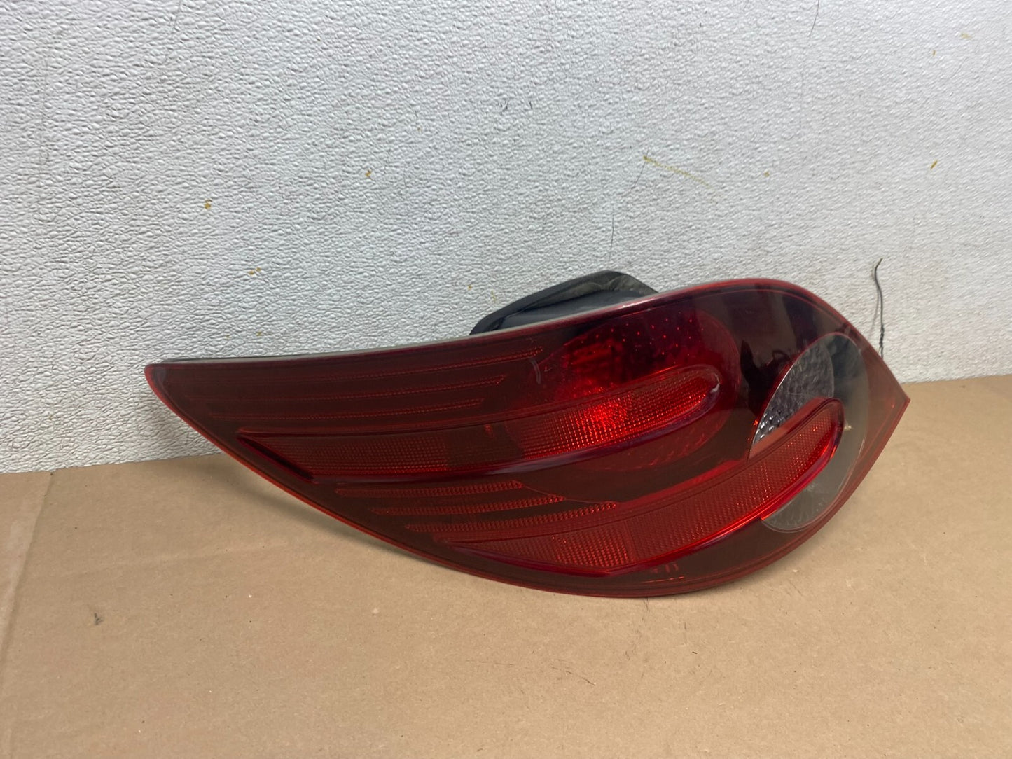 2006 to 2010 Mercedes W251 R-Class Left Driver LH Smoked Tail Light J9269 DG2