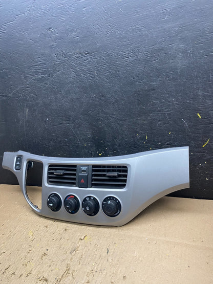 2005 to 2010 Honda Odyssey Radio Climate Control Dash Trim Bezel T8518 DG2