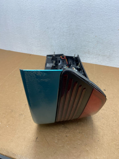 1990 to 1992 Ford Probe GT Left Driver LH Side Tail Light ae2699 DG7