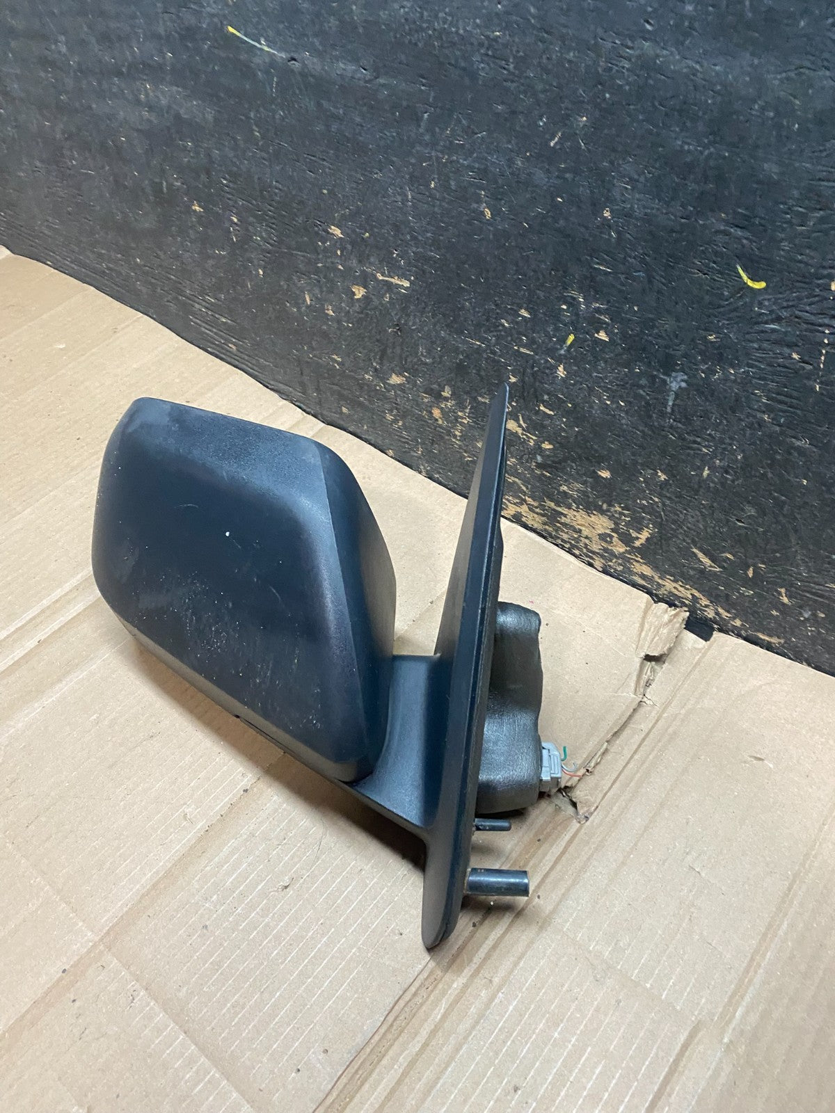 2010 to 2012 Mercury Mariner Right Passenger Heated View Door Mirror W4671 DG1