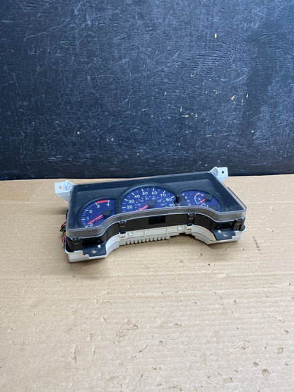 2008 to 2010 Mitsubishi Fuso Speedometer Cluster Gauge MK542915 ag6281 DG4
