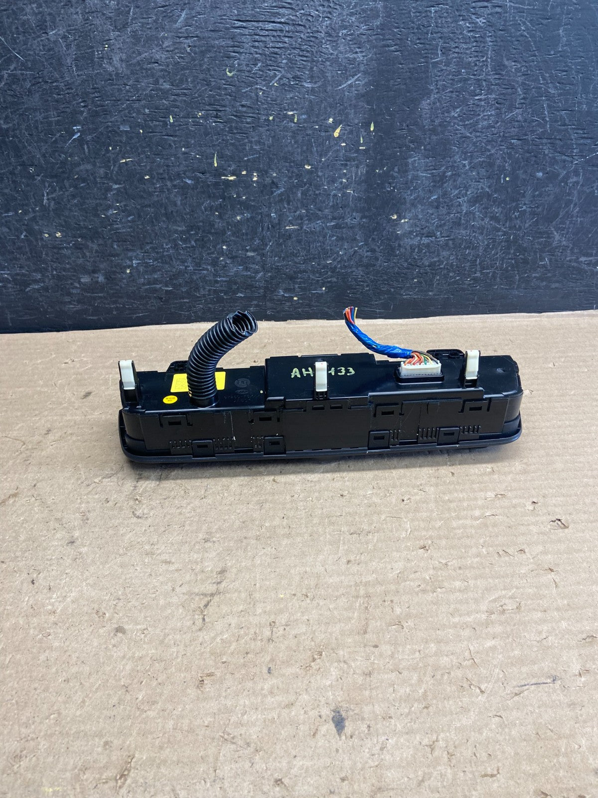 2017 2018 2019 Kia Cadenza Ac Heater Climate Control Panel AH5432 DG3