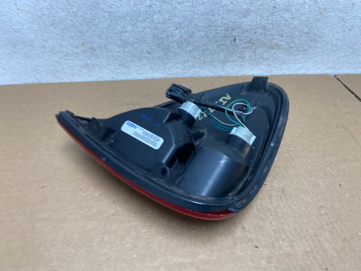 2004 - 2007 Dodge Grand Caravan Right Passenger Side Tail Light DEPO AI3322 LK4