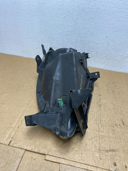 2002 to 2004 Honda CRV CR-V Right Passenger RH Halogen Headlight AD0509 DW7