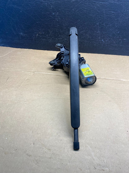 2011 to 2019 Ford Explorer Rear Windshield Wiper Motor ad3524 DG2