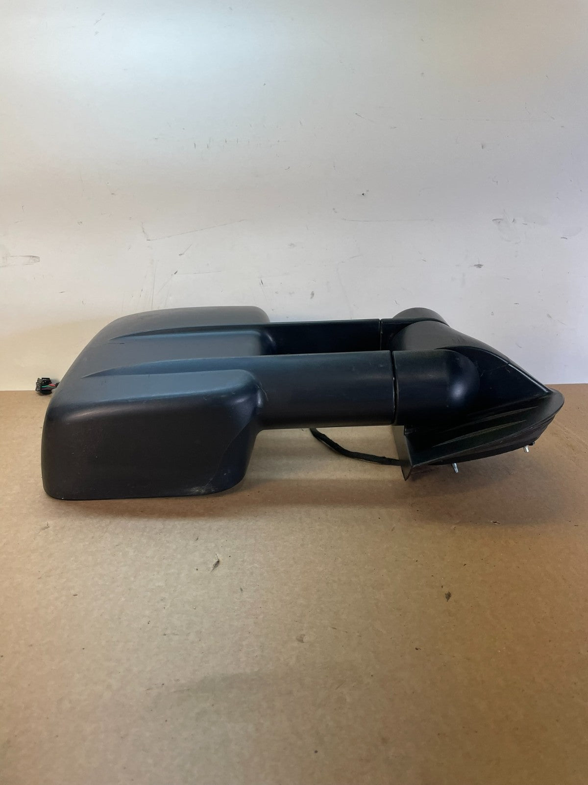 2007 - 2013 Chevrolet Silverado Sierra Right Passenger Side Mirror AG2827 DW3