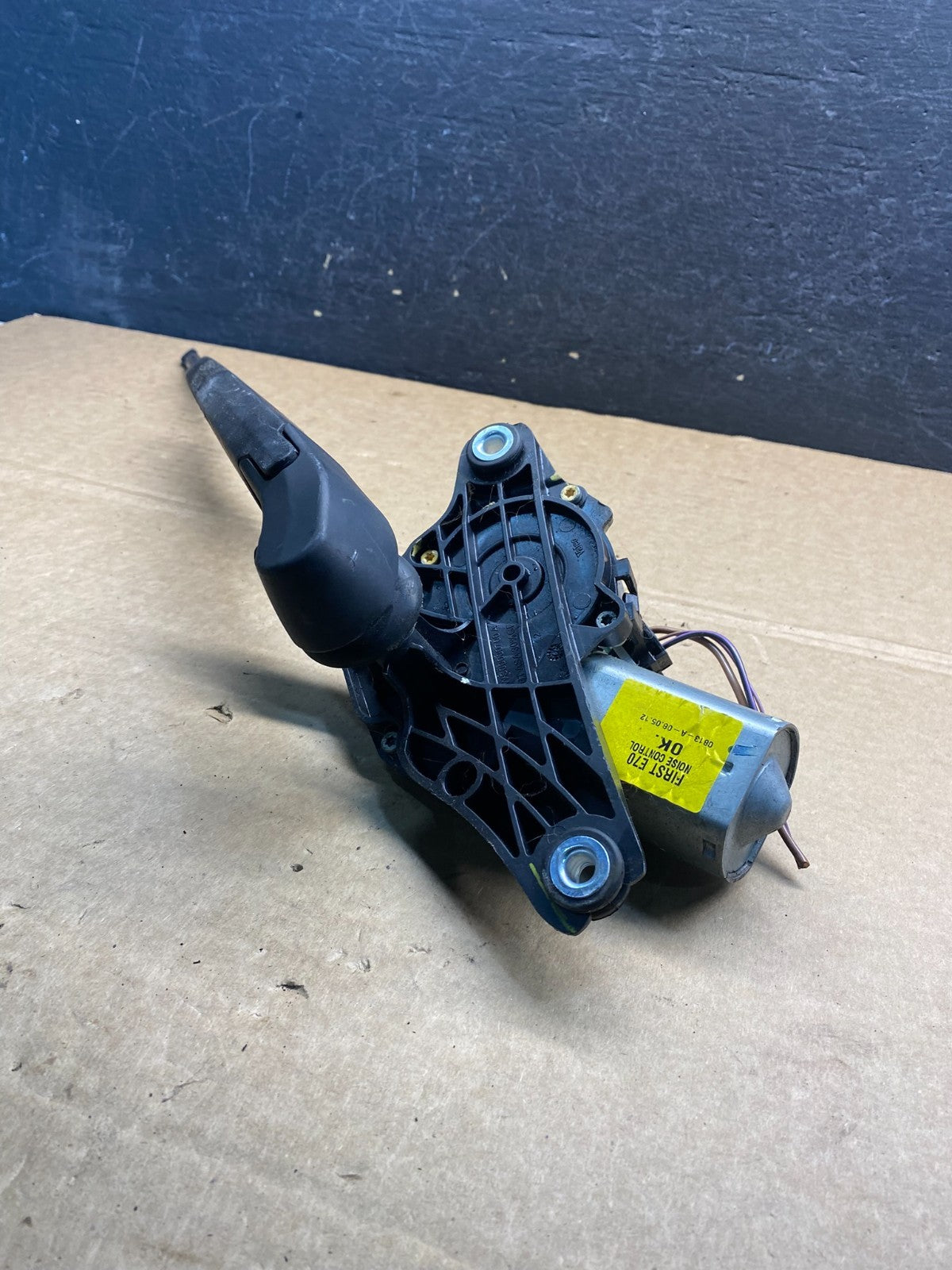 2007 to 2013 BMW X5 E70 Rear Windshield Wiper Motor AF5340 DG4