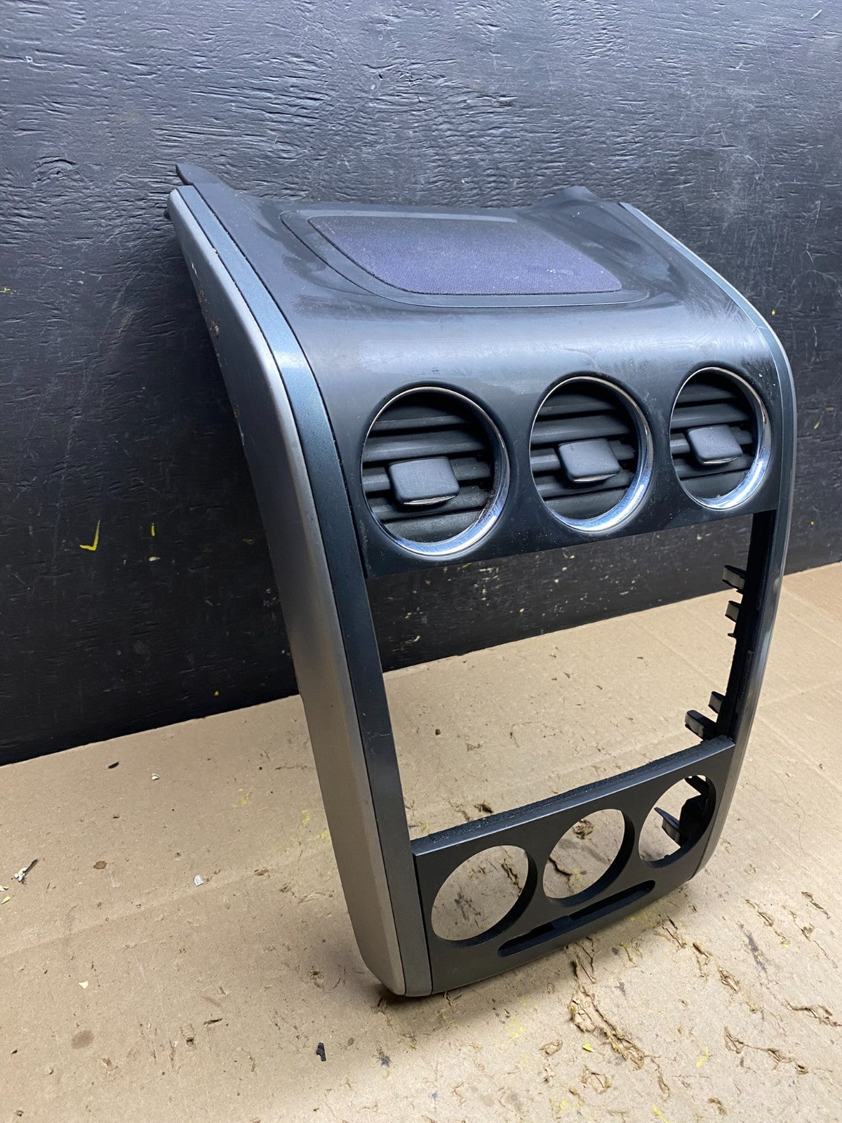2010 2011 2012 Mazda CX-7 Center Dash Radio Bezel Trim u5566 DG1