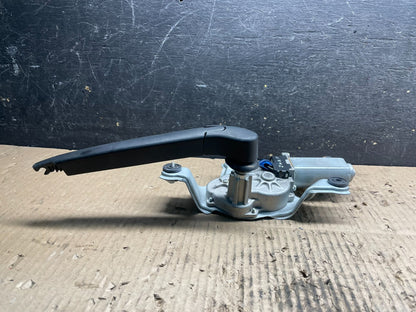 2013 - 2017 Hyundai Elantra GT Rear Glass Windshield Wiper Motor U9172 DG5