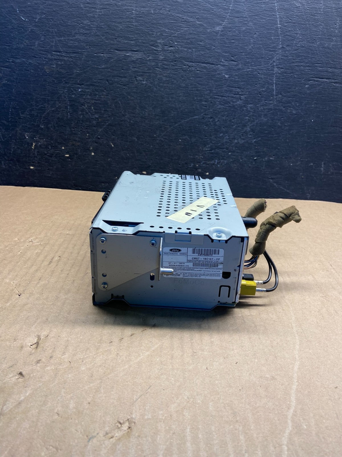 2013 - 2016 Ford C-Max Single CD Player Media AM FM Radio Receiver af9398 DG1