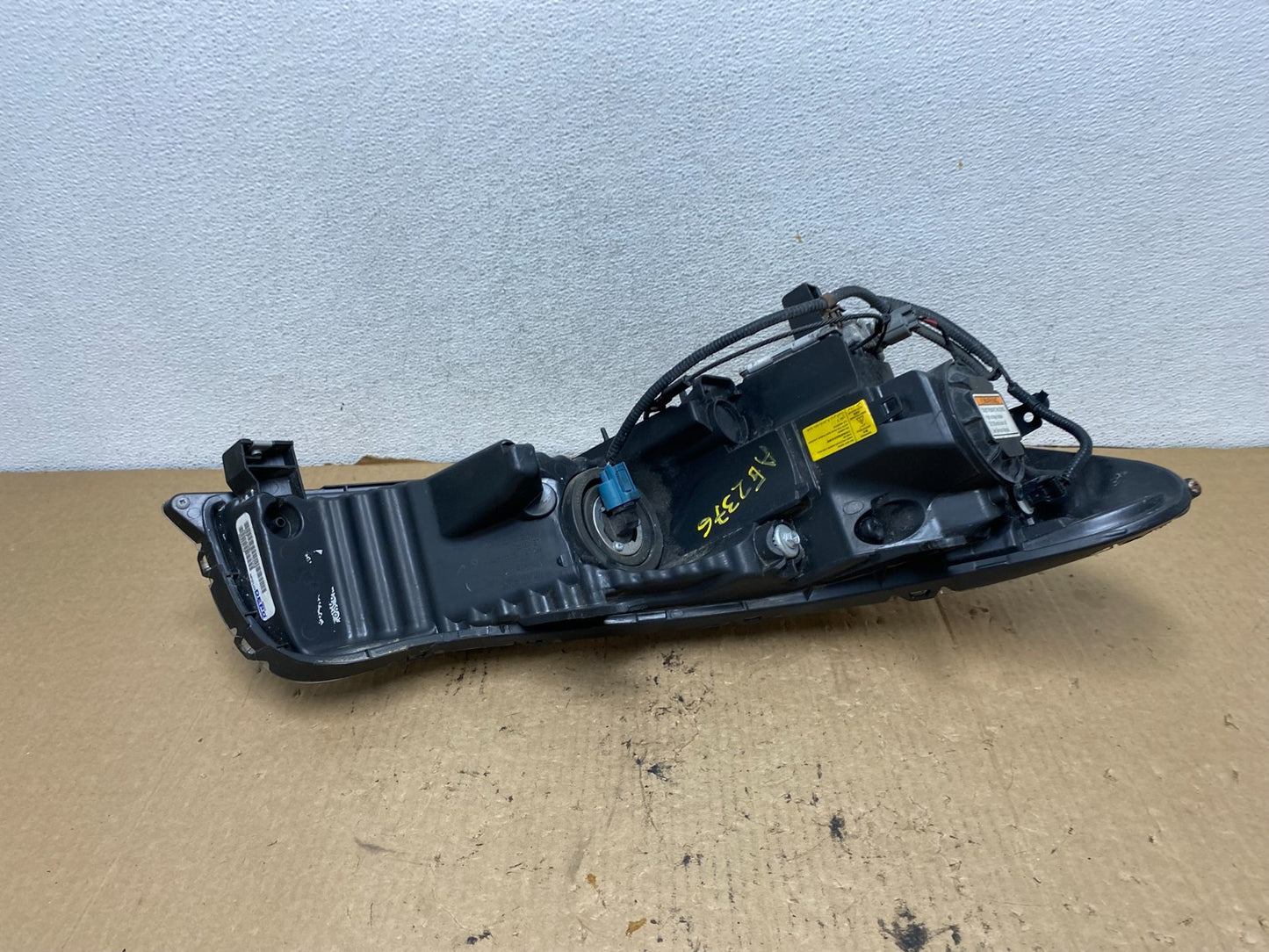 2009 to 2011 Acura TL Headlight Left Driver LH Side Xenon HID DEPO AG2376 DW4