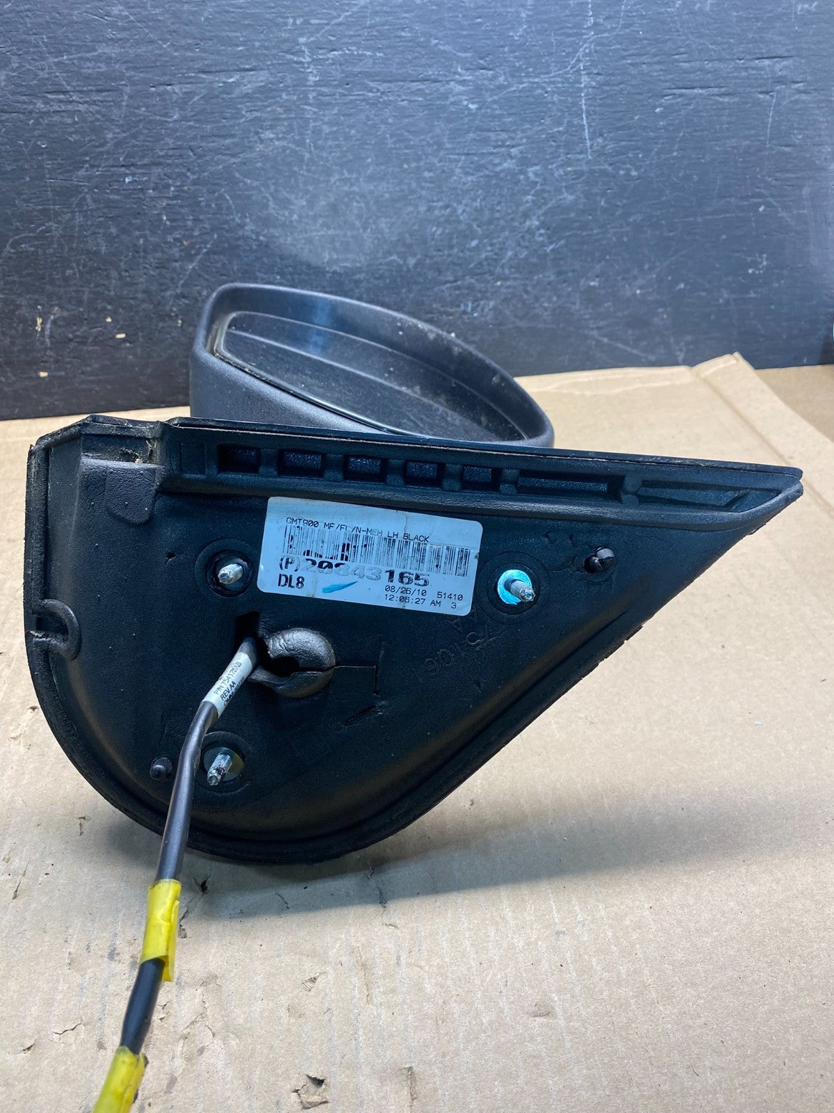2007 to 2013 Chevrolet Tahoe Silverado Suburban Left Driver Mirror AE7949 DW3