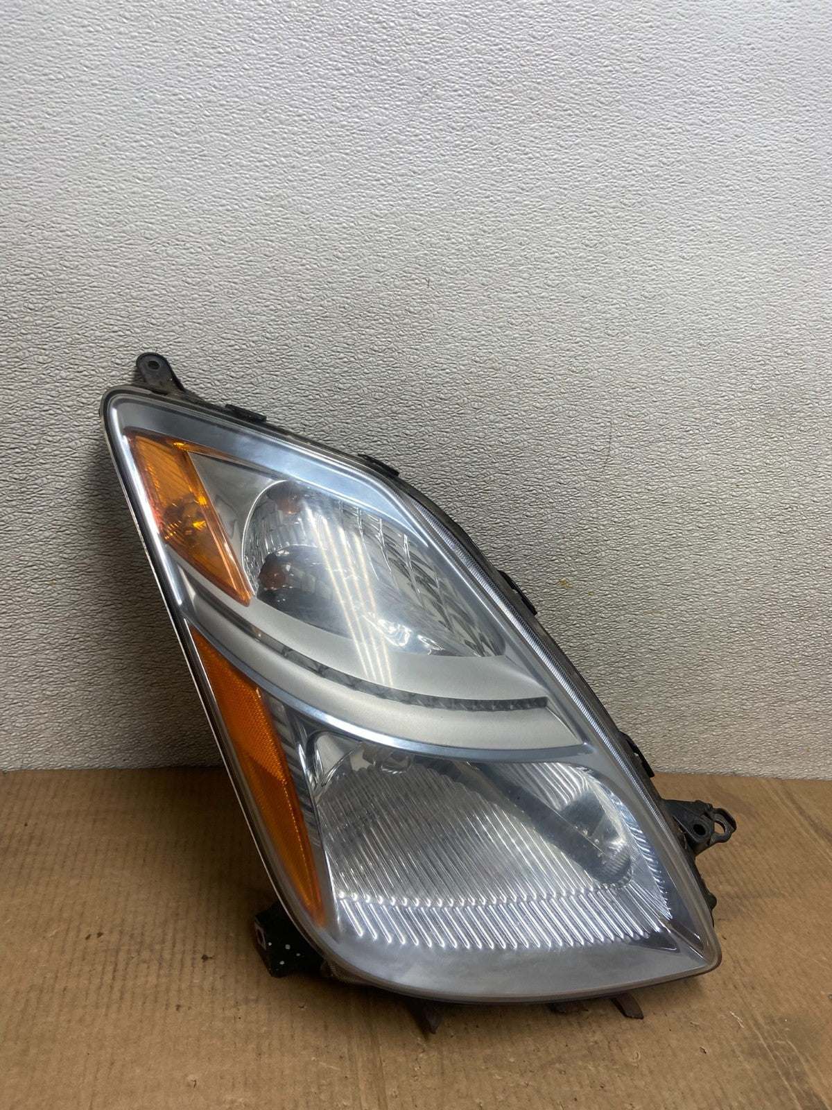 2006 - 2009 Toyota Prius Right Passenger Rh Side Headlight Halogen Oem AA6209 DW2