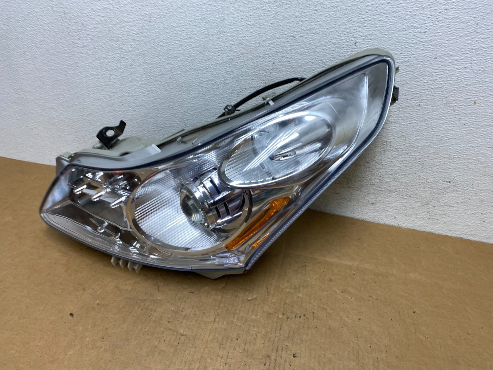 2007-2009 Infiniti G35 G37 Left Driver Hid Xenon Headlight Sedan AD4602 DW1