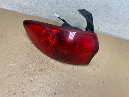 2006-2007 Subaru Tribeca B9 Left Driver Lh Side Tail Light P8994 DW1