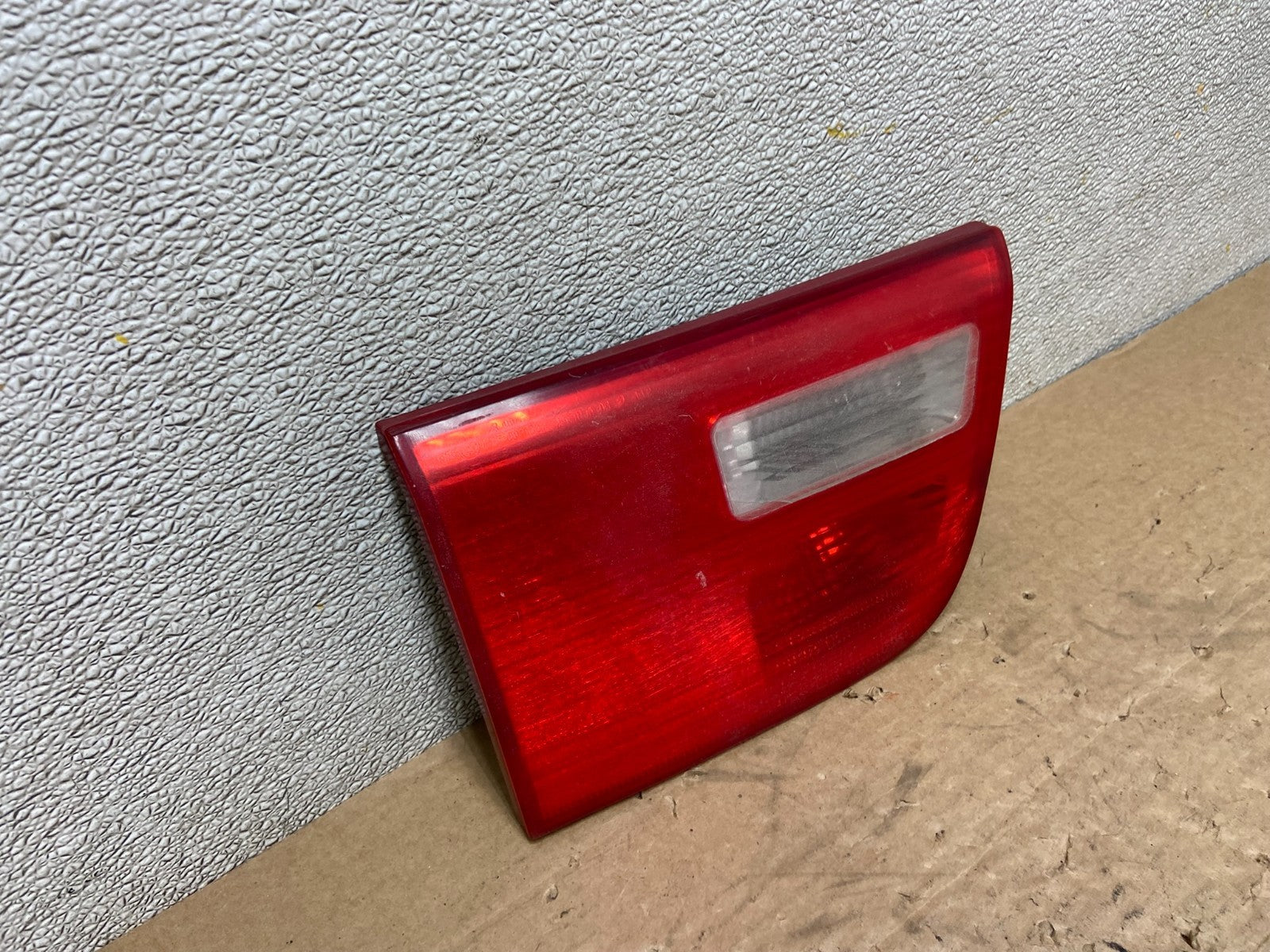 2004 2005 2006 Bmw X5 Left Driver Lh Inner Tail Light Oem AB4711 LK2