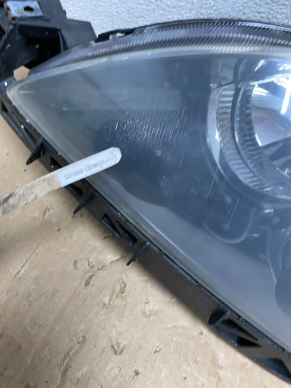 2004 to 2009 Mazda 3 Hatchback Left Driver LH Side Headlight AI1240 DW4