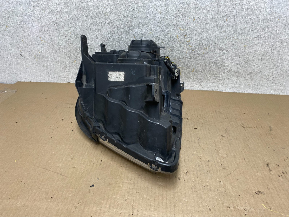 2010 to 2015 GMC Terrain Halogen Passenger Right Rh Side Headlight AH5854 DW7