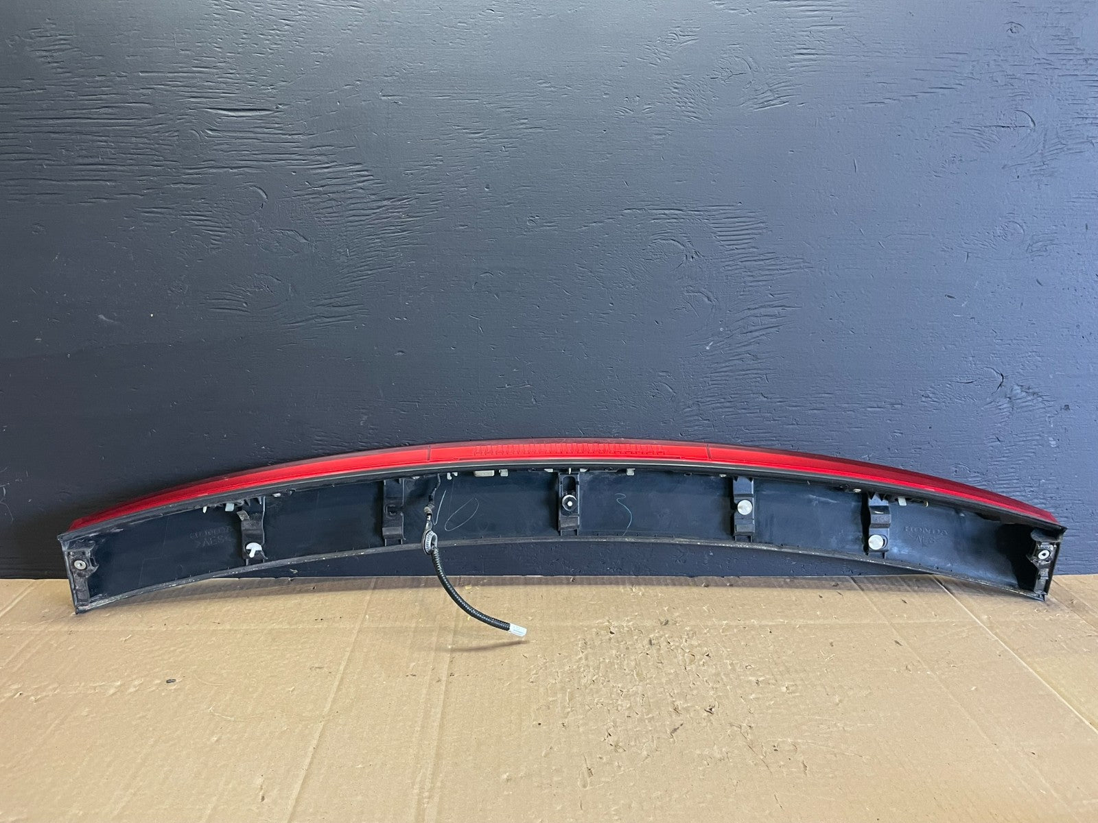 2012-2014 Honda Insight Rear Tailgate Spoiler 3rd Third Brake Light OEM AB3247DG5
