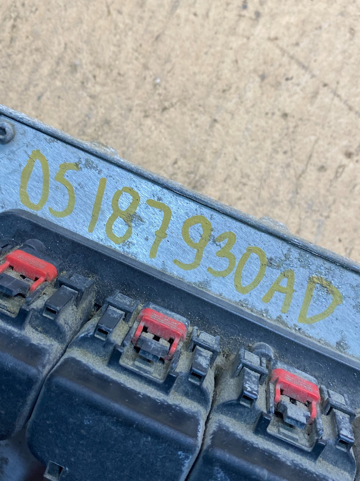 2010 Dodge RAM 1500 5.7L ECU ECM Engine Control Computer AH5095 DG2