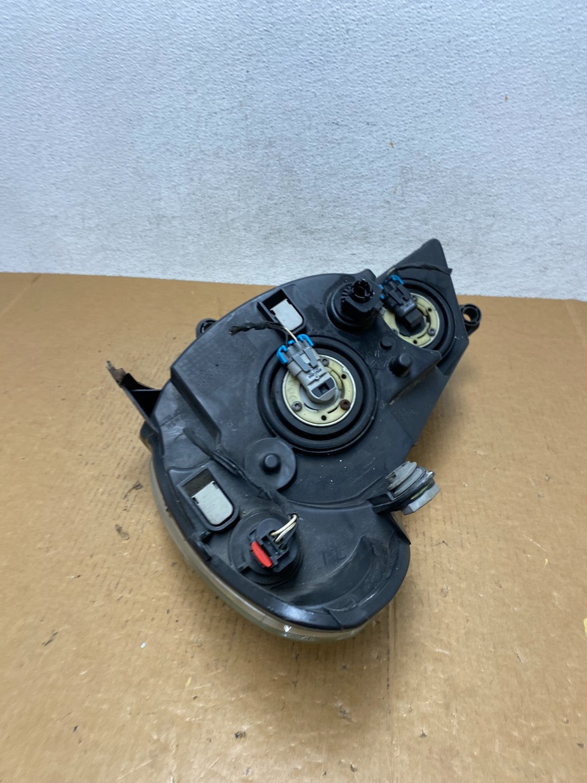 2007 to 2010 Chrysler Sebring Right Passenger RH Side Headlight AE0562 DW5