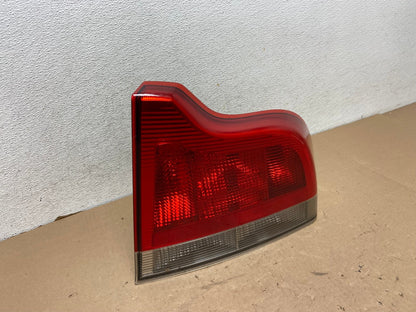 2001 to 2004 Volvo S60 Right Passenger Side Tail Light AG4149 LK2