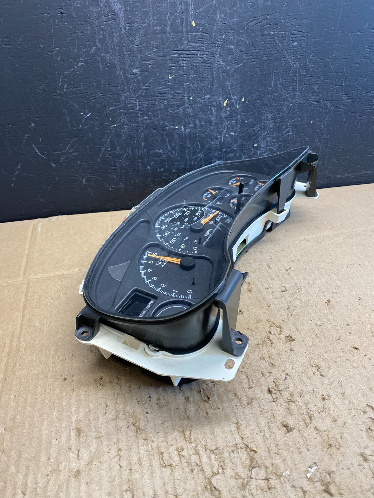 2002 GMC Yukon Speedometer Cluster Gauge Oem AC4648 DG1