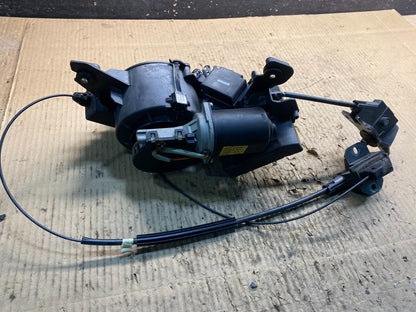 2007-2014 Kia Sedona Left Electric Power Sliding Door Motor Regulator Y1436 DG1
