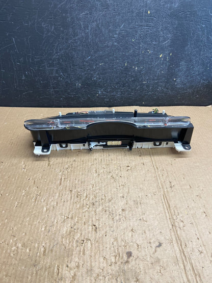 2004 to 2007 Ford E150 E250 E350 Gauge Speedometer Cluster AE4319 DW7