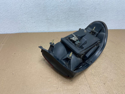 1997 to 2003 Chevrolet Malibu Passenger Right RH Side Tail Light AC5880 LK5