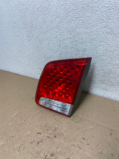 2011 2012 2013 Kia Sorento Right Passenger Inner Tail Light AG5954 LK1