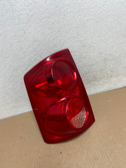 2005-2011 Dodge Dakota Lh Left Driver Side Tail Light AF3076 LK2