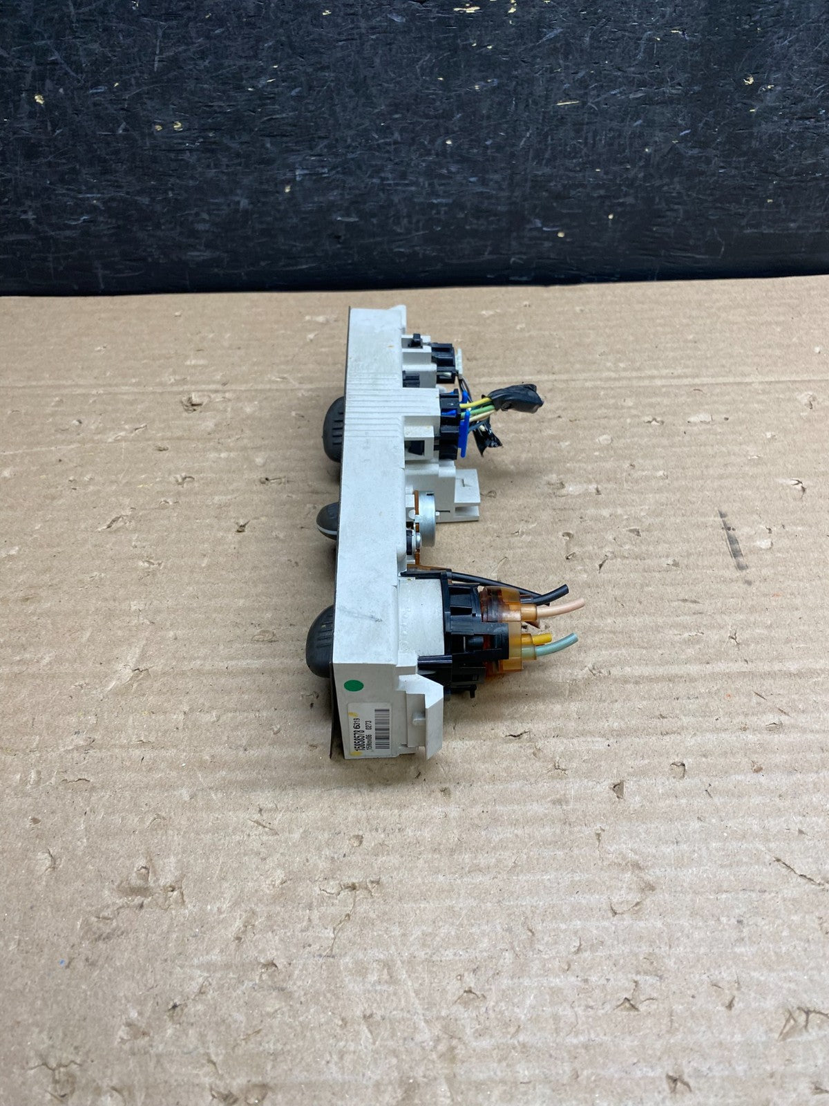 2001 - 2007 GMC Chevrolet Express 1500 Climate Control A/C AG6394 DG2
