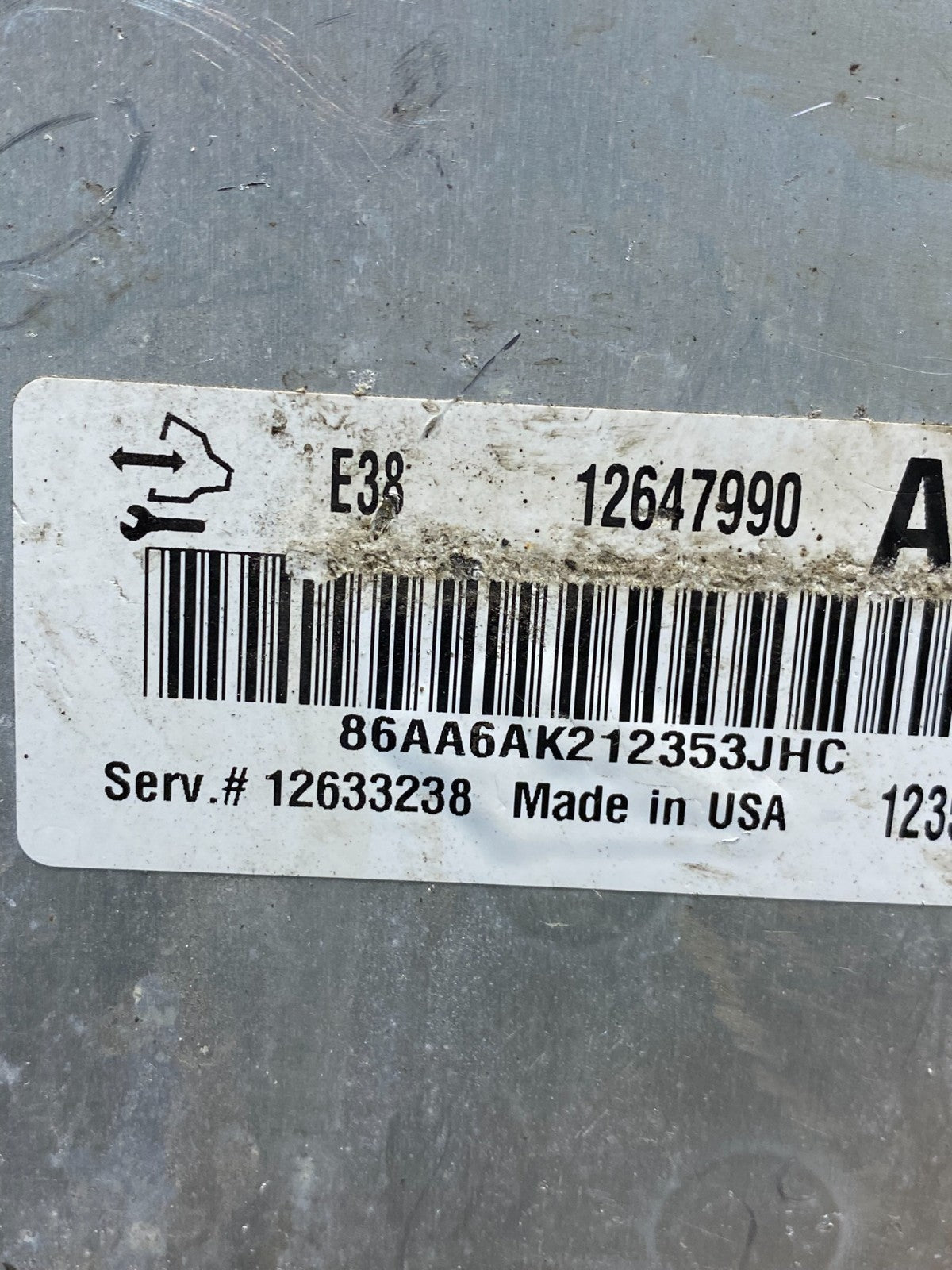 2010 - 2013 GMC Sierra 5.3L Engine Control Module ECM ECU AH7246 DW2