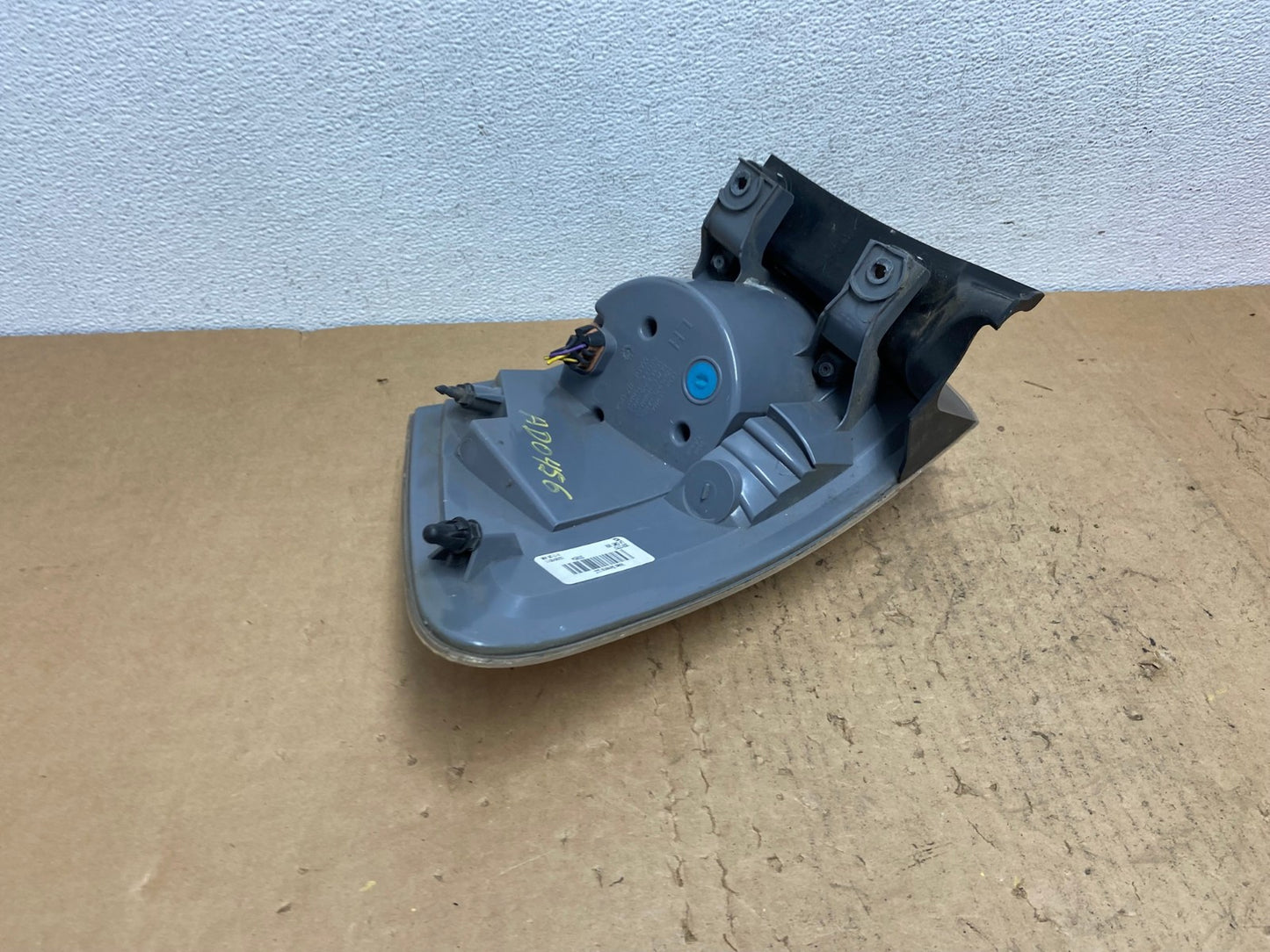 2007 to 2012 GMC Acadia Tail Light Left Side Driver Lh AD0456 LK4