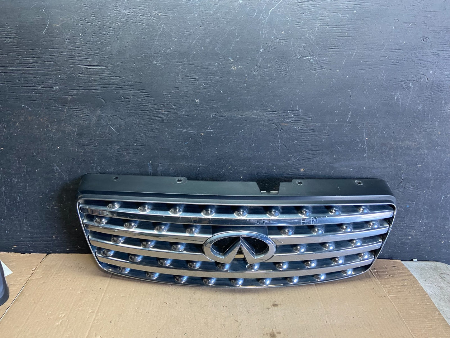 2003 2004 2005 Infiniti FX35 Grill Grille W/ Emblem Oem Q5675 DG0