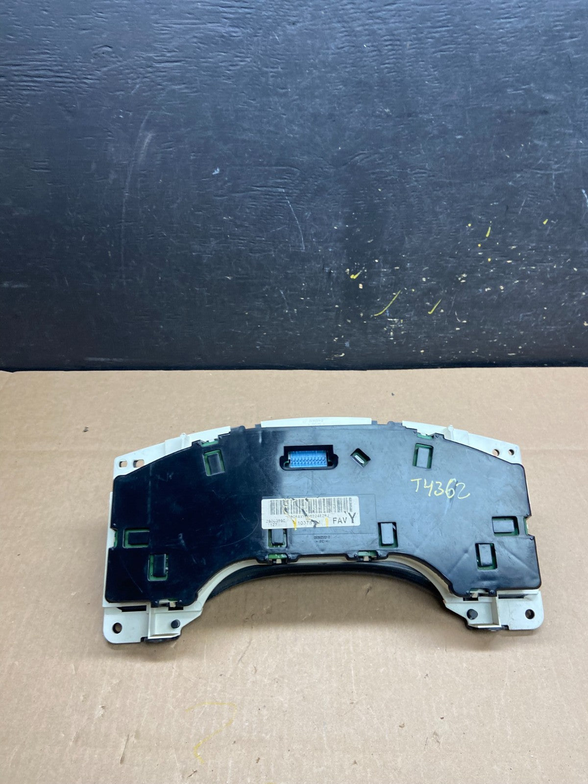 2004 to 2007 Chevrolet Express Speedometer Cluster Gauge T4362 PS4